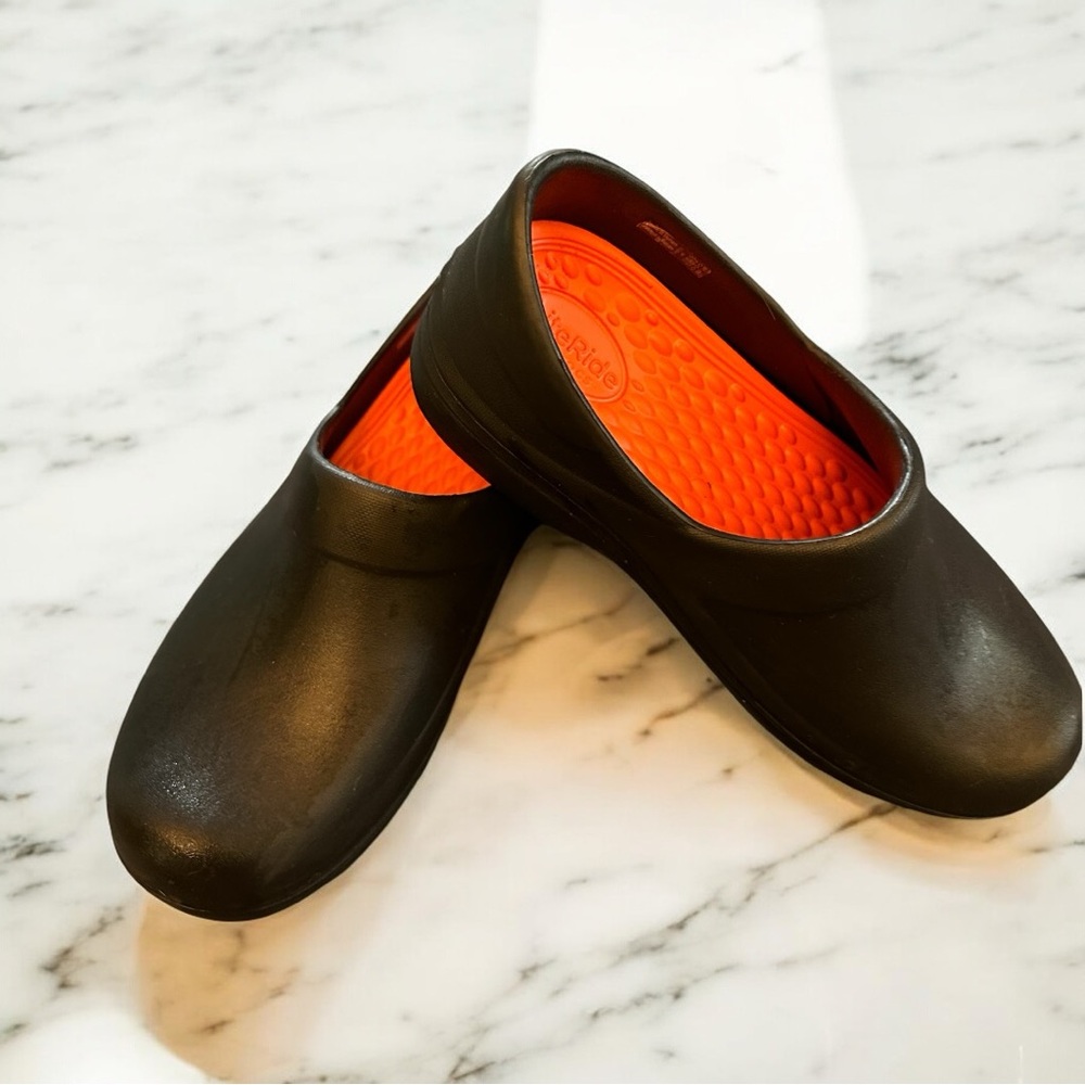 Crocs Neria Pro II LR Work Clog - women’s